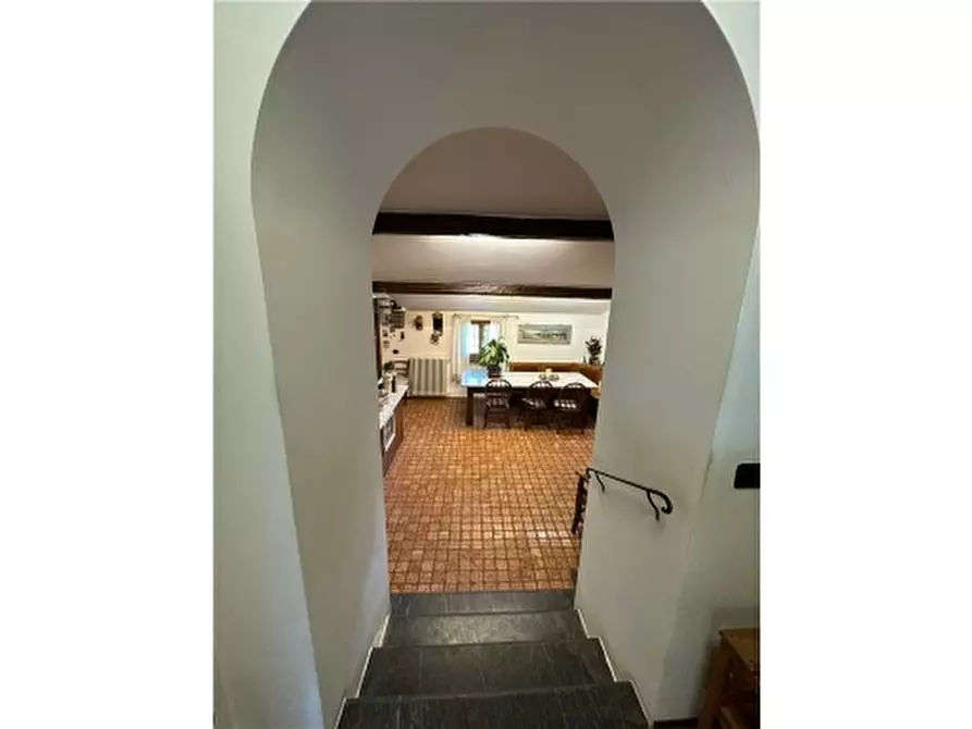 Immagine 58 di Rustico / casale in vendita  a Carmignano