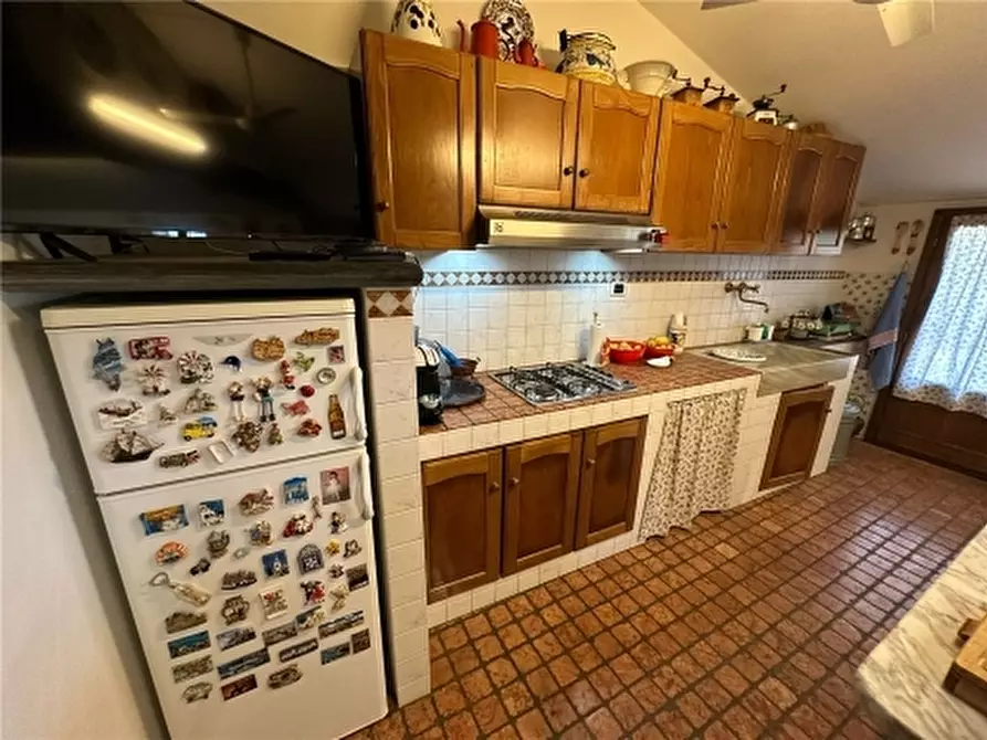 Immagine 67 di Rustico / casale in vendita  a Carmignano