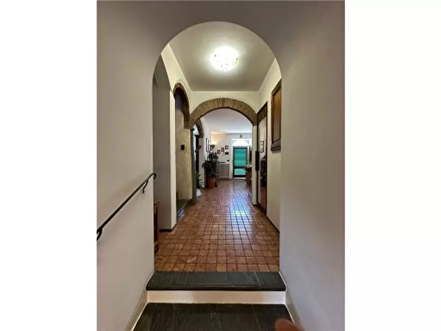 Immagine 69 di Rustico / casale in vendita  a Carmignano