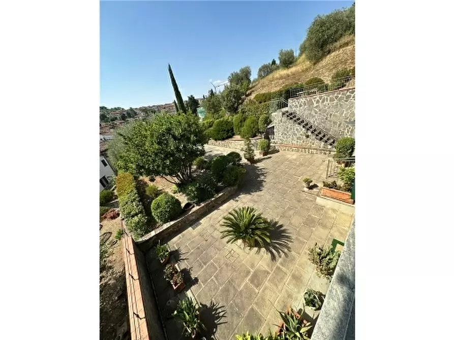 Immagine 76 di Rustico / casale in vendita  a Carmignano