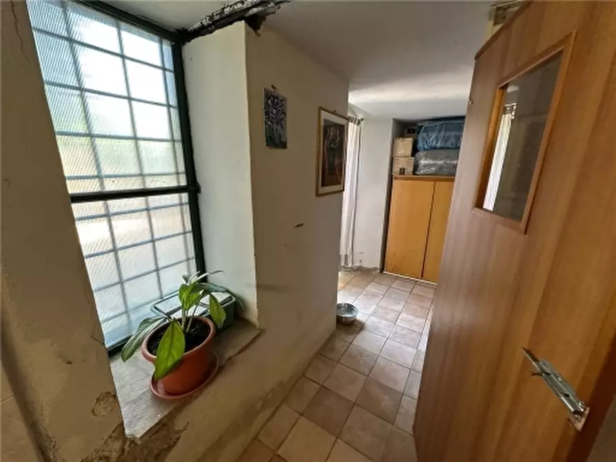 Immagine 96 di Rustico / casale in vendita  a Carmignano