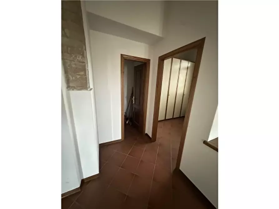 Immagine 15 di Rustico / casale in affitto  a Scandicci