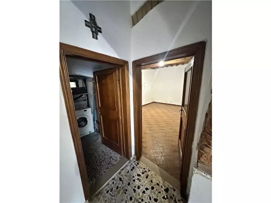 Immagine 9 di Rustico / casale in affitto  a Lastra A Signa