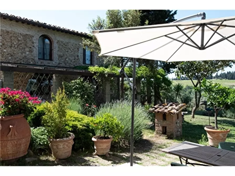 Immagine 9 di Rustico / casale in vendita  a Montelupo Fiorentino