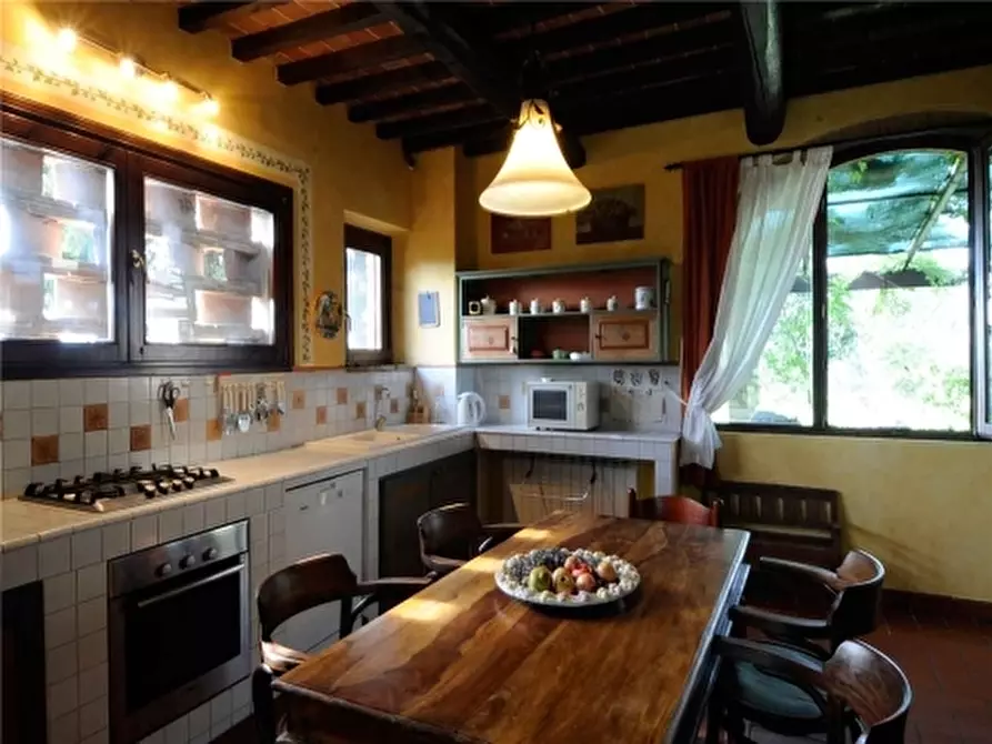 Immagine 18 di Rustico / casale in vendita  a Montelupo Fiorentino