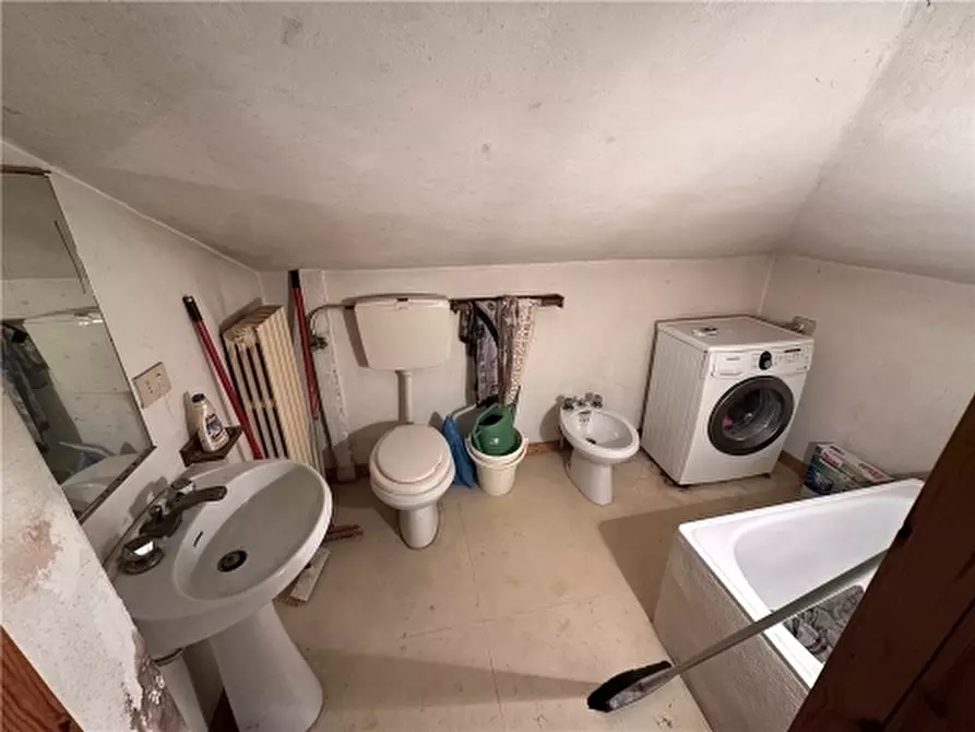 Immagine 61 di Rustico / casale in vendita  a Montespertoli