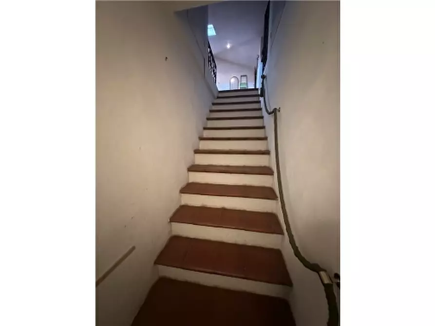 Immagine 97 di Rustico / casale in vendita  a Montespertoli