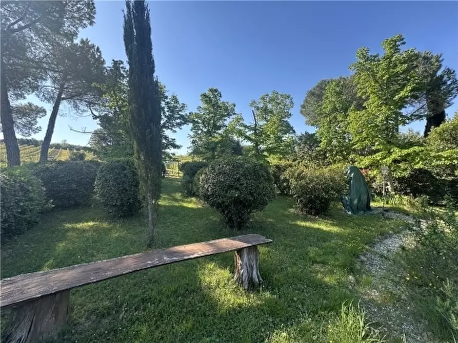 Immagine 4 di Rustico / casale in vendita  a Empoli