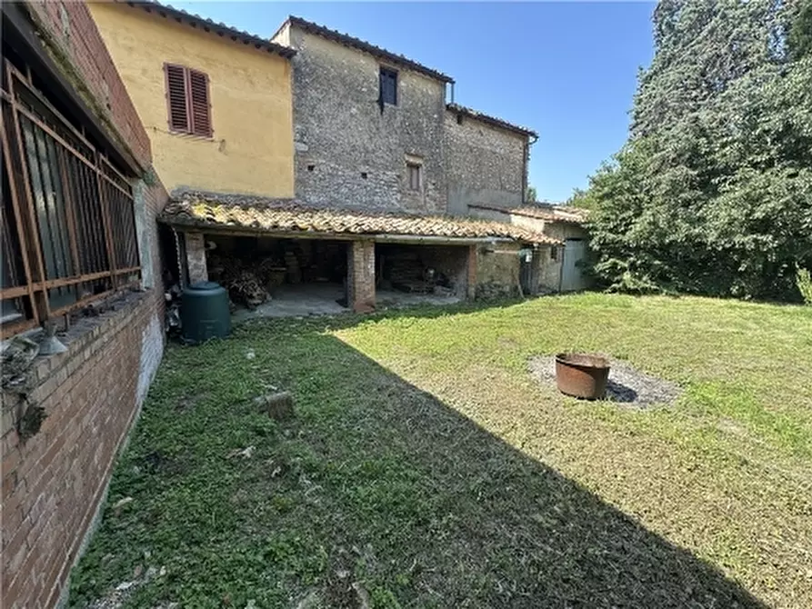 Immagine 10 di Rustico / casale in vendita  a San Gimignano