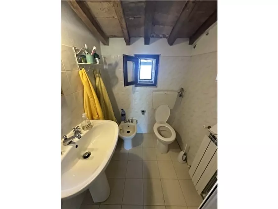 Immagine 48 di Rustico / casale in vendita  a San Gimignano