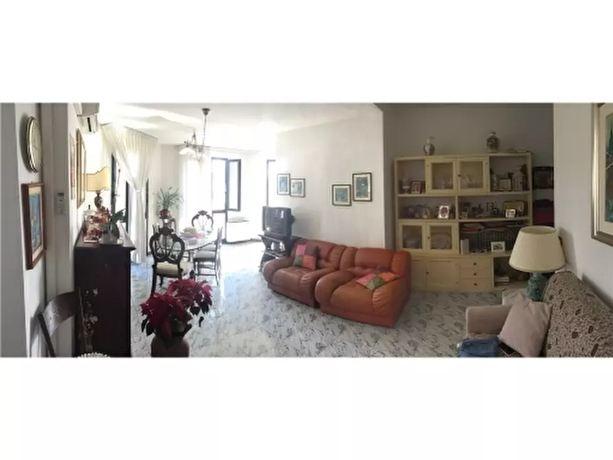 Immagine 15 di Magazzino in vendita  a Montespertoli