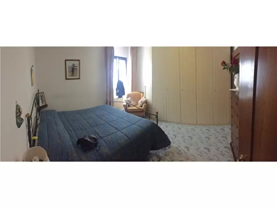 Immagine 21 di Magazzino in vendita  a Montespertoli