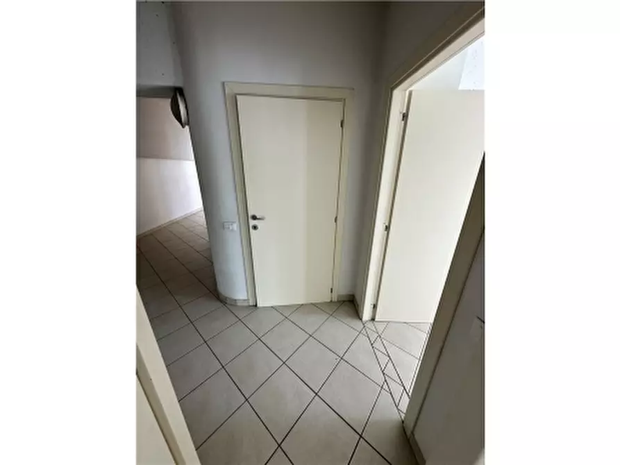 Immagine 18 di Magazzino in affitto  a Montelupo Fiorentino