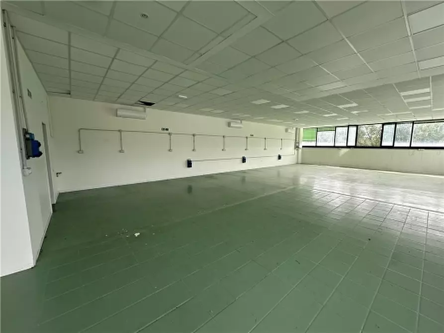 Immagine 7 di Magazzino in vendita  a San Casciano In Val Di Pesa