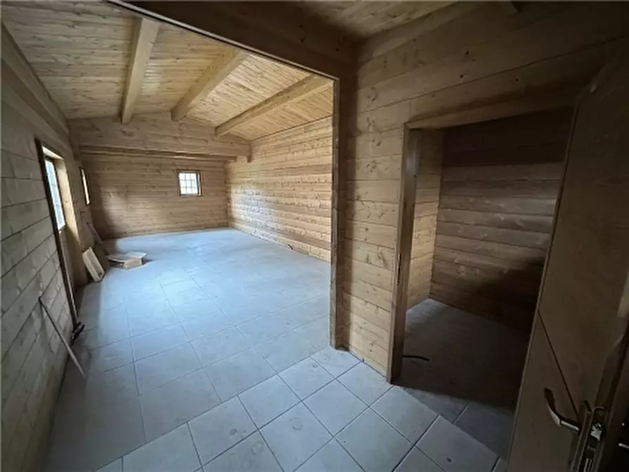 Immagine 8 di Appartamento in vendita  a Empoli