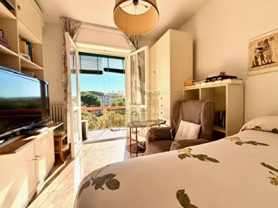 Immagine 13 di Appartamento in vendita  a Firenze