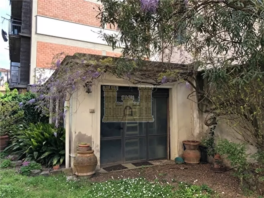 Immagine 20 di Appartamento in vendita  a Firenze