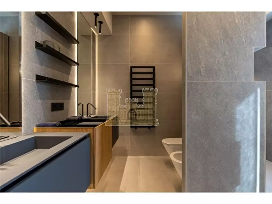 Immagine 19 di Appartamento in vendita  a Firenze