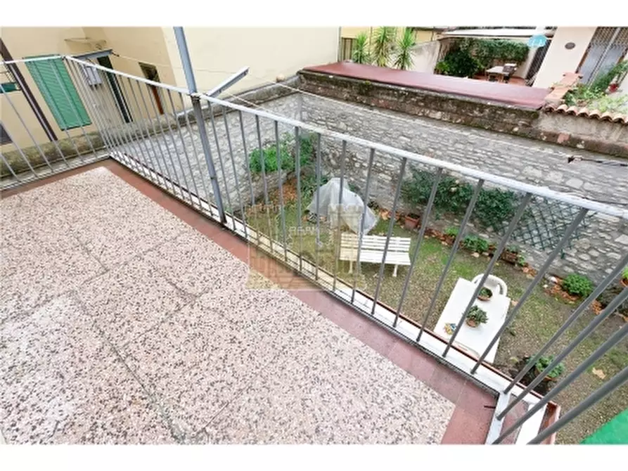 Immagine 15 di Appartamento in affitto  a Firenze