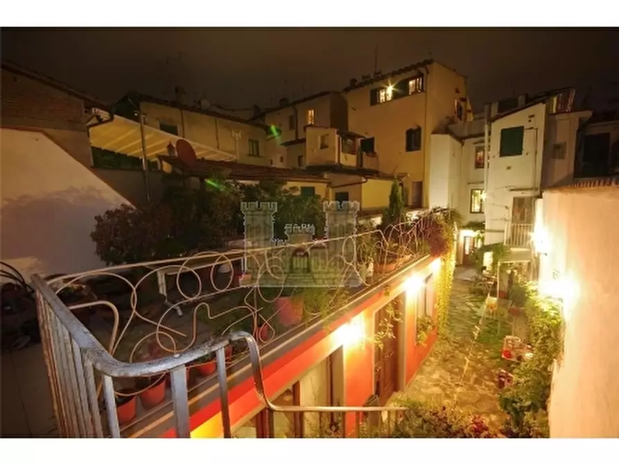 Immagine 20 di Appartamento in vendita  a Firenze