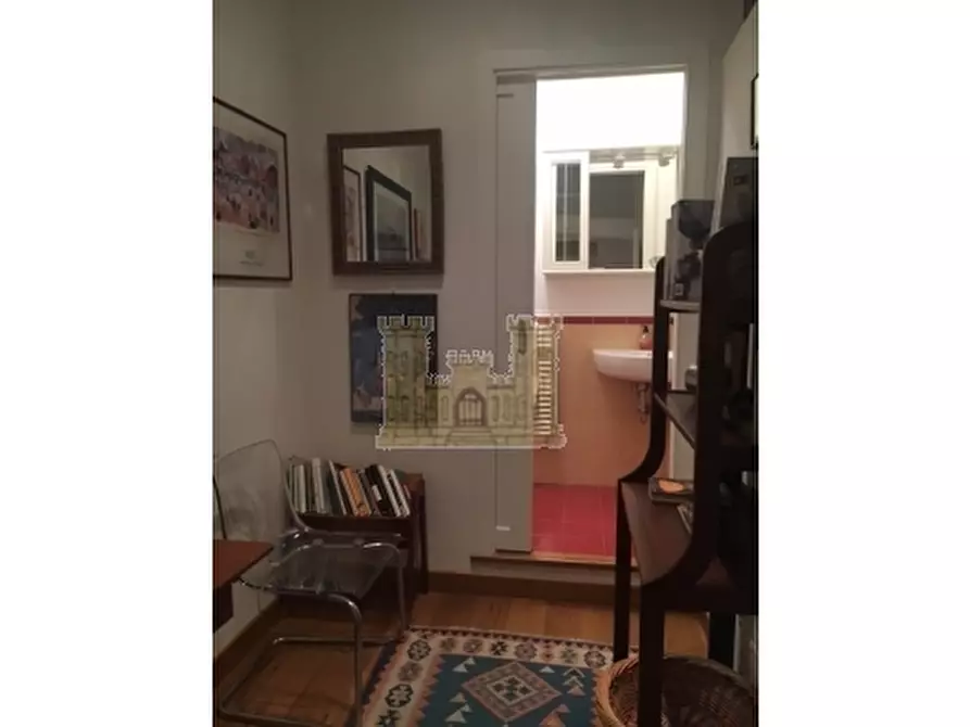 Immagine 14 di Appartamento in vendita  a Firenze