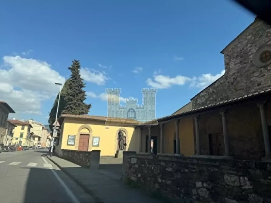 Immagine 4 di Appartamento in vendita  a Firenze