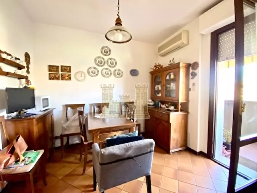 Immagine 9 di Appartamento in vendita  a Firenze