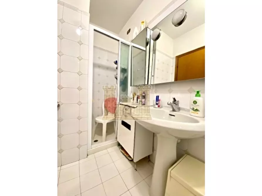 Immagine 14 di Appartamento in vendita  a Firenze