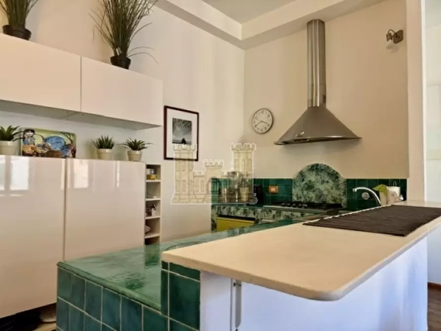 Immagine 14 di Appartamento in vendita  a Firenze