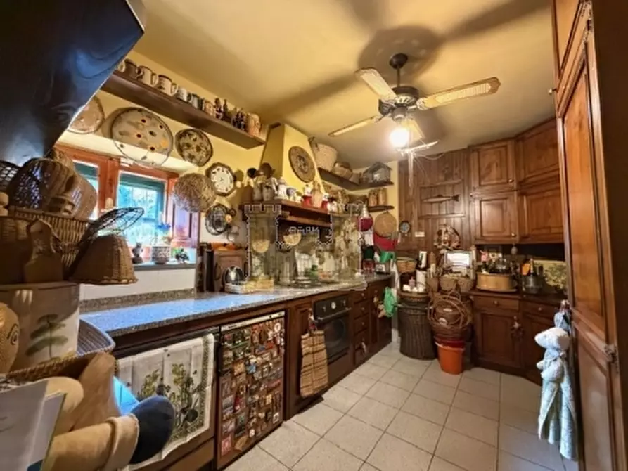 Immagine 8 di Villa in vendita  a Signa