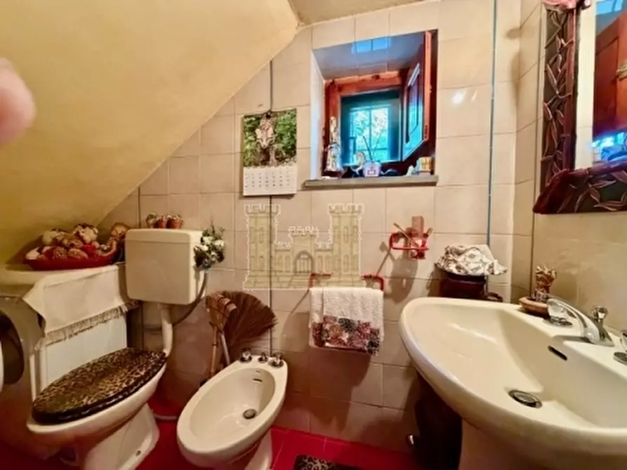 Immagine 12 di Villa in vendita  a Signa