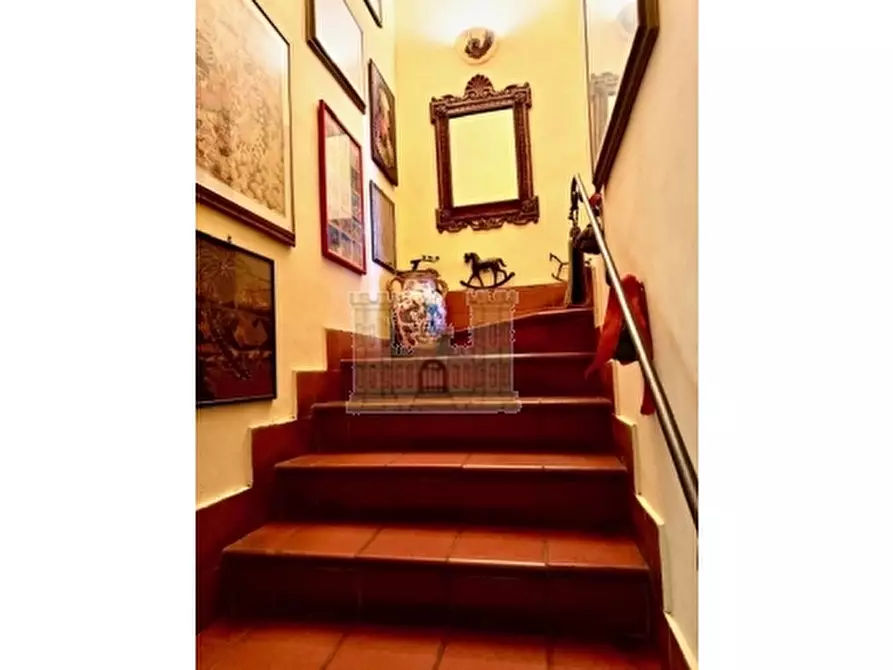 Immagine 21 di Villa in vendita  a Signa
