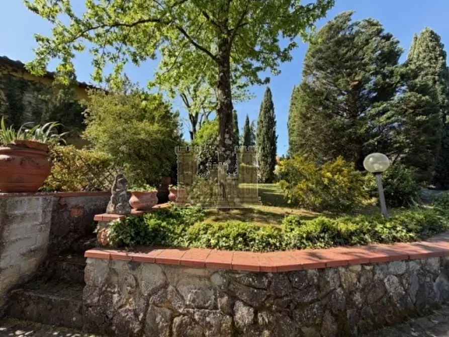 Immagine 34 di Villa in vendita  a Signa