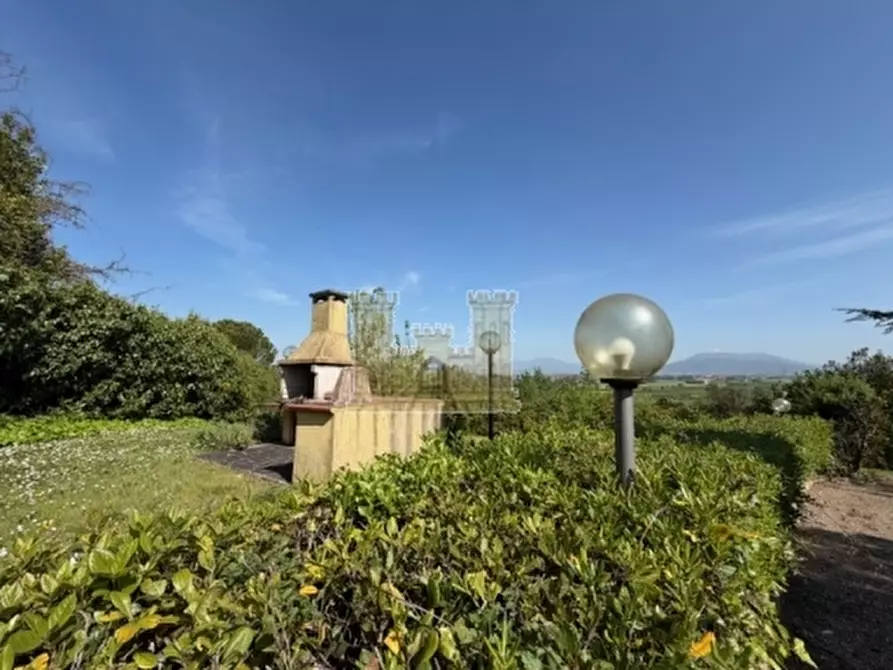 Immagine 36 di Villa in vendita  a Signa