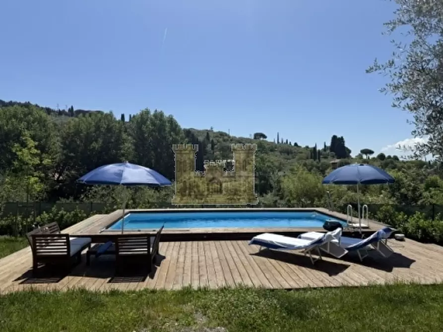 Immagine 16 di Villa in vendita  a Firenze