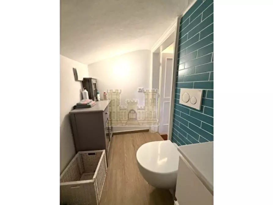 Immagine 27 di Villa in vendita  a Firenze