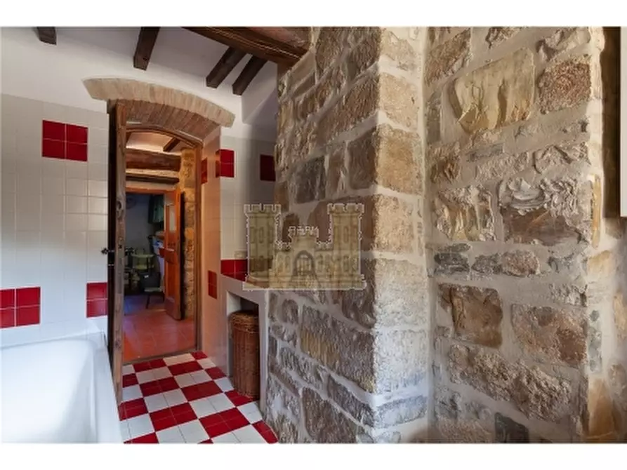 Immagine 23 di Rustico / casale in vendita  a Sesto Fiorentino