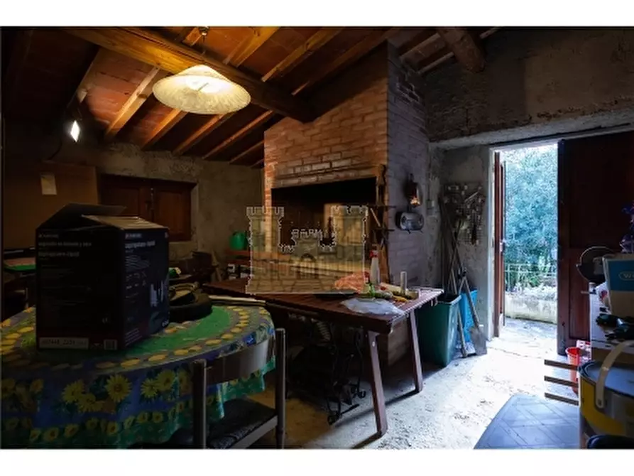 Immagine 25 di Rustico / casale in vendita  a Sesto Fiorentino