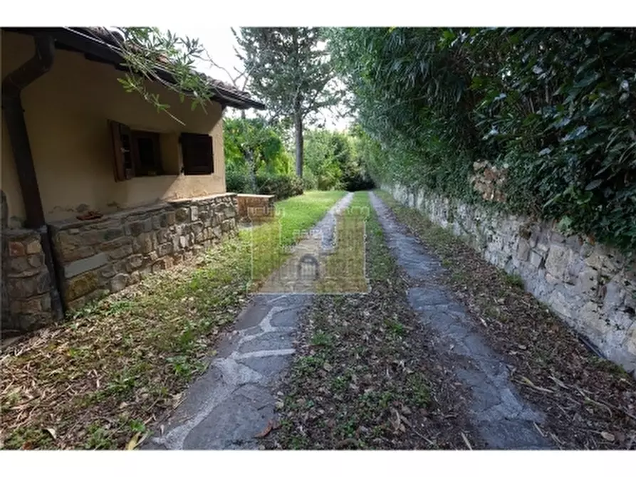 Immagine 38 di Rustico / casale in vendita  a Sesto Fiorentino