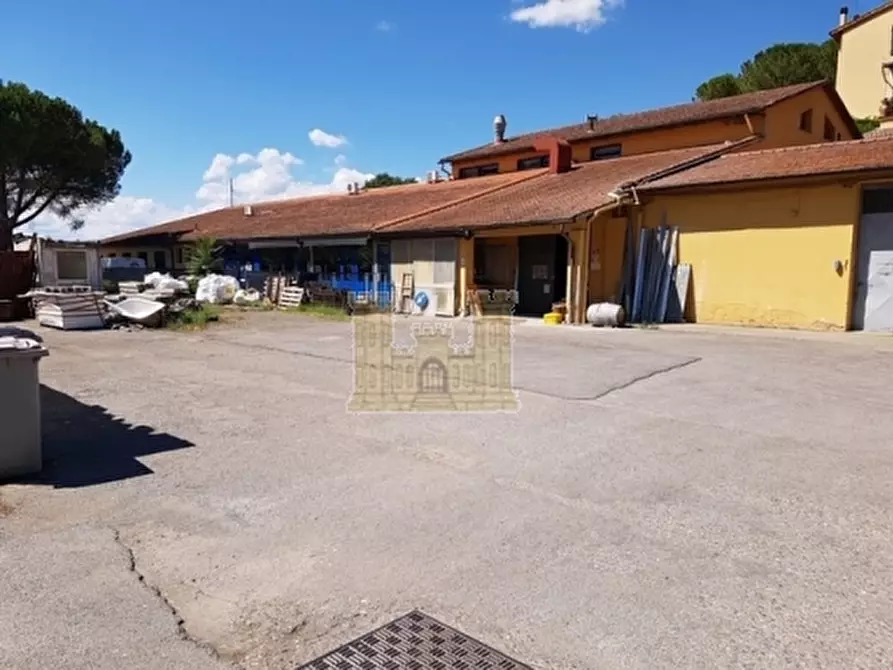 Immagine 3 di Magazzino in vendita  a San Casciano In Val Di Pesa