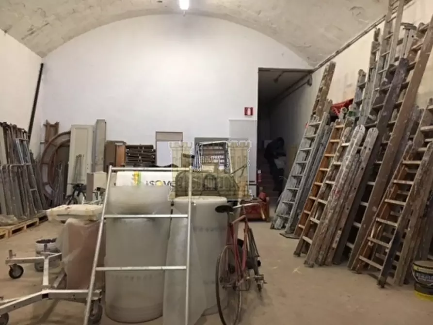 Immagine 7 di Magazzino in vendita  a San Casciano In Val Di Pesa