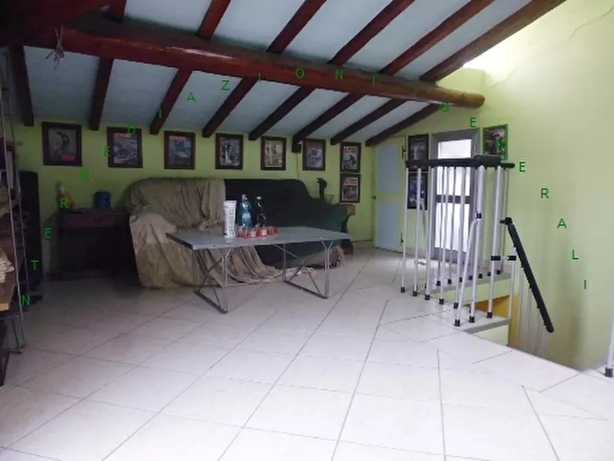 Immagine 8 di Appartamento in vendita  a Borgo San Lorenzo