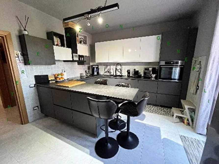 Immagine 1 di Appartamento in vendita  a Scarperia E San Piero