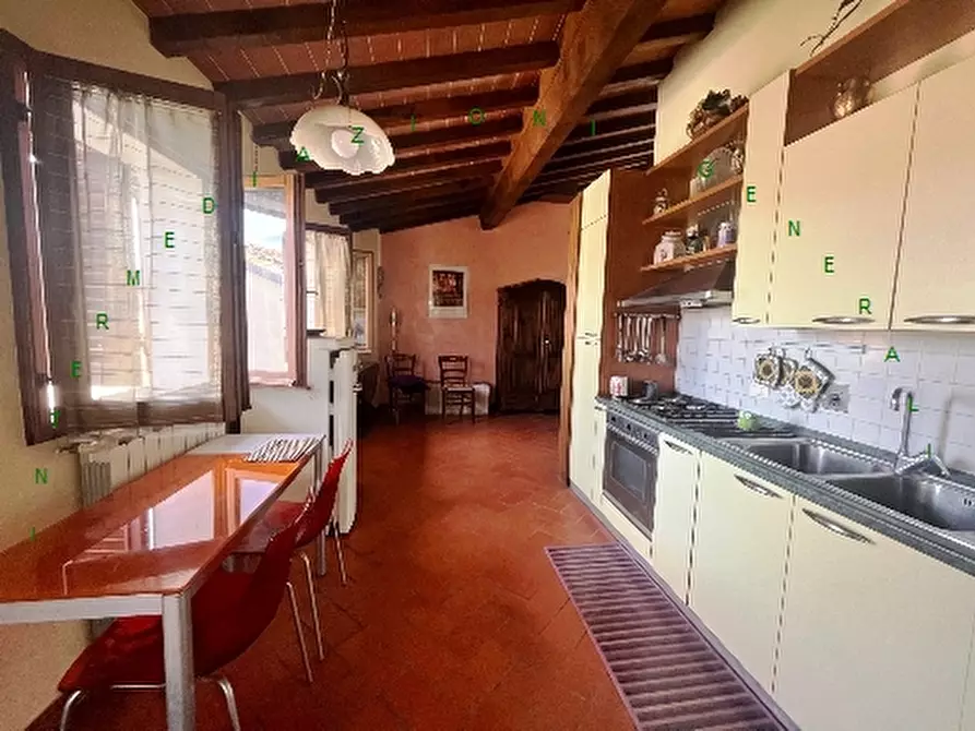Immagine 1 di Appartamento in vendita  a Scarperia E San Piero
