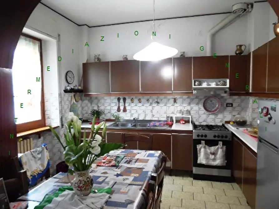 Immagine 2 di Appartamento in vendita  a Borgo San Lorenzo