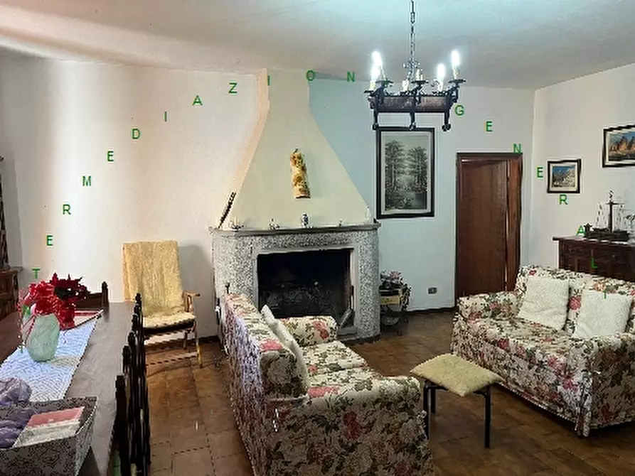 Immagine 2 di Appartamento in vendita  a Vicchio