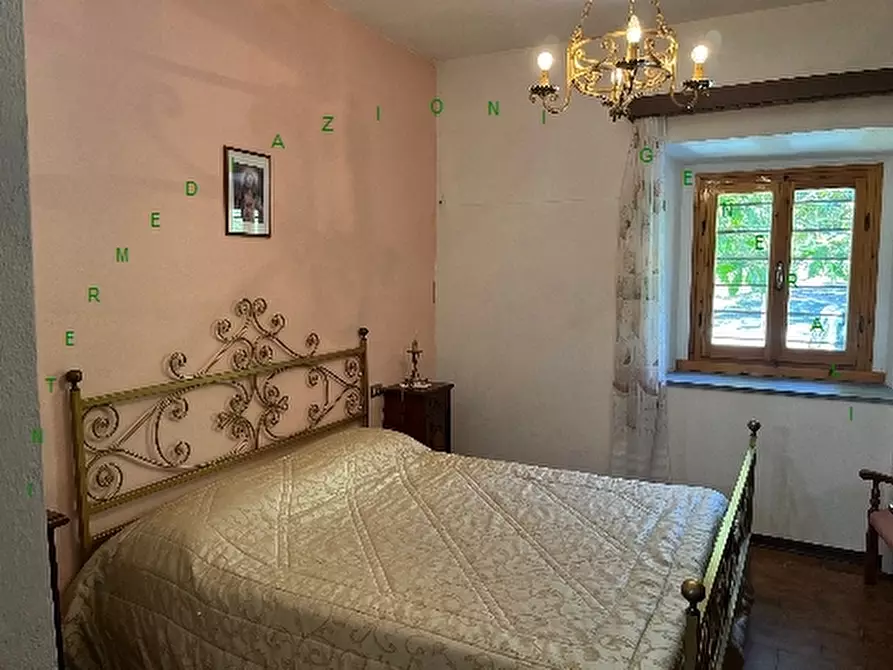 Immagine 4 di Appartamento in vendita  a Vicchio