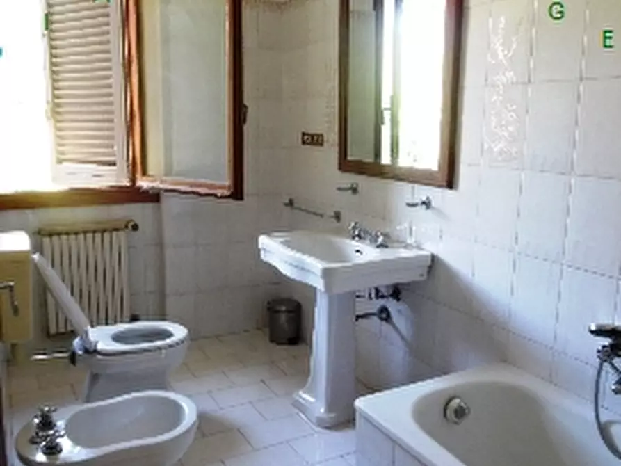 Immagine 12 di Appartamento in vendita  a Vaglia