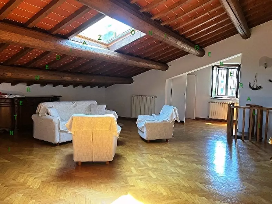 Immagine 2 di Appartamento in vendita  a Scarperia E San Piero