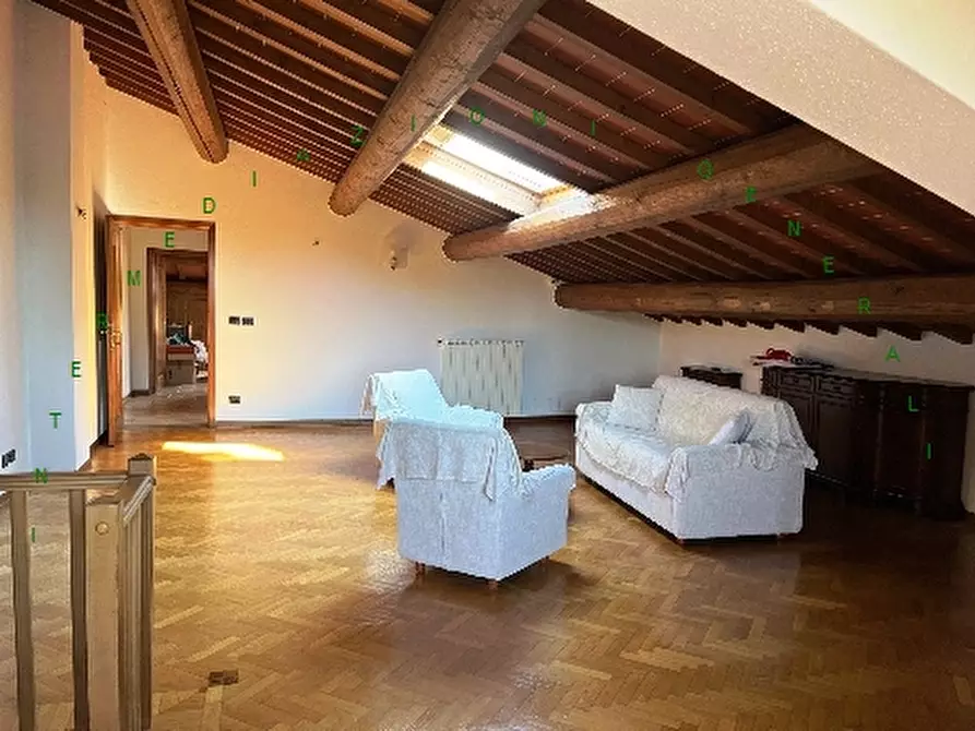 Immagine 3 di Appartamento in vendita  a Scarperia E San Piero